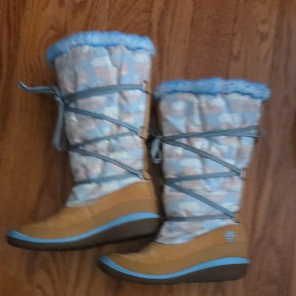 Timberland Tan and Light Blue Women's Winter Boots - Picture 3 of 11